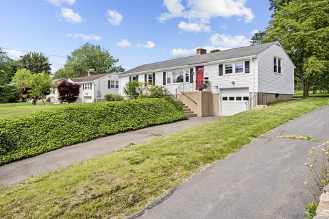 523 S Main St, West Hartford, CT 06110