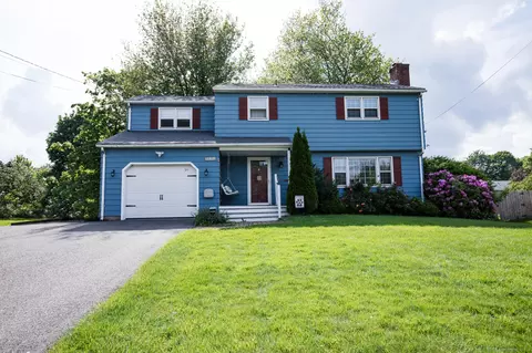 104 Tumblebrook Rd, Meriden, CT 06450