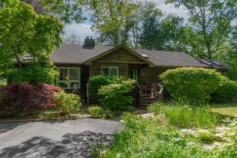 322 Brooklyn Rd, Canterbury, CT 06331