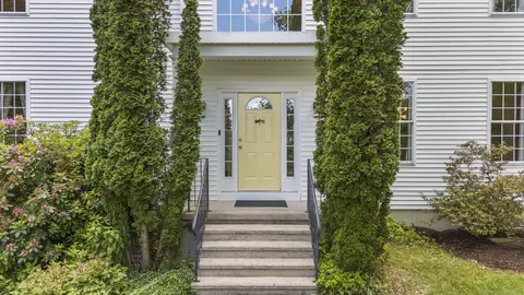76 Brookdale Rd, Seymour, CT 06483