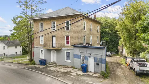 45 Long Hill Rd, Waterbury, CT 06704