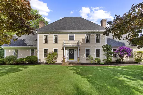 5 Michele Ln, Madison, CT 06443
