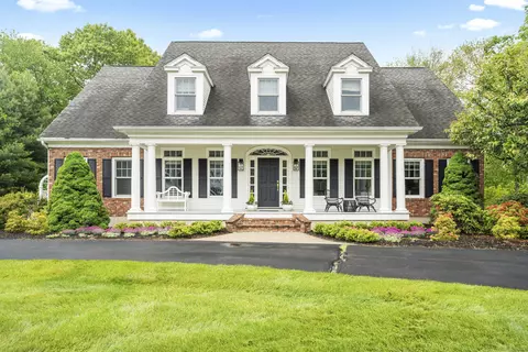 29 Manzoni Farm Dr, Madison, CT 06443