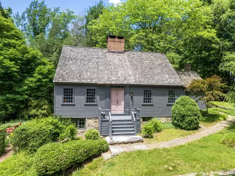 235 Redding Rd, Redding, CT 06896