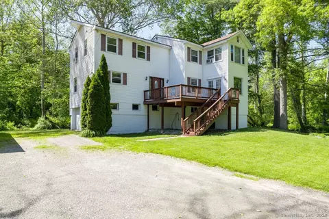 35 Aspetuck Ridge Rd, New Milford, CT 06776