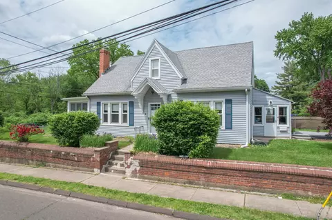 4 Richard Rd, East Hartford, CT 06108