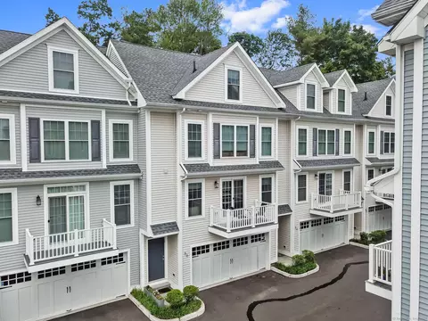 115 Colonial Rd #56, Stamford, CT 06906