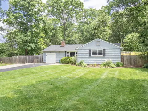 45 Bayberry Hill Rd, Ridgefield, CT 06877