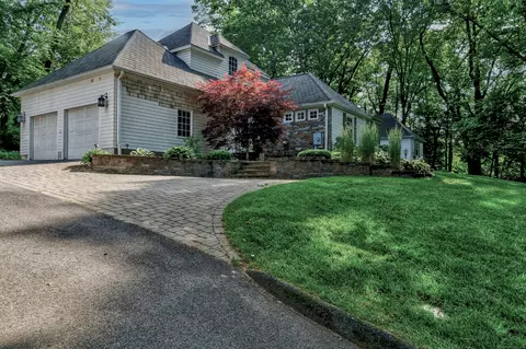 140 Lake St, South Windsor, CT 06074