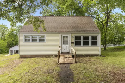 400 Long Hill Rd, Wallingford, CT 06492