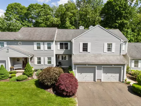 84 Quarry Village Rd #84, Cheshire, CT 06410