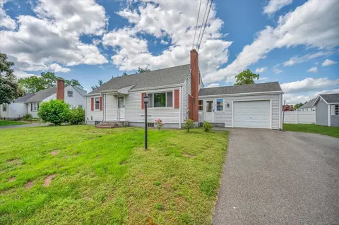 4 Fern St, Cromwell, CT 06416