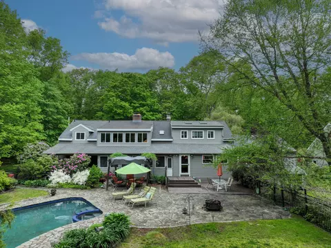 149 Stony Brook Rd, Stonington, CT 06378