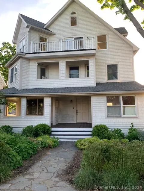 17 Yarmouth Rd, Norwalk, CT 06853