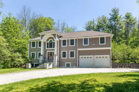 67 Shelbourne Dr, Goshen, CT 06756