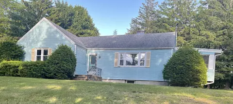 223 Chamberlain Hwy, Berlin, CT 06037