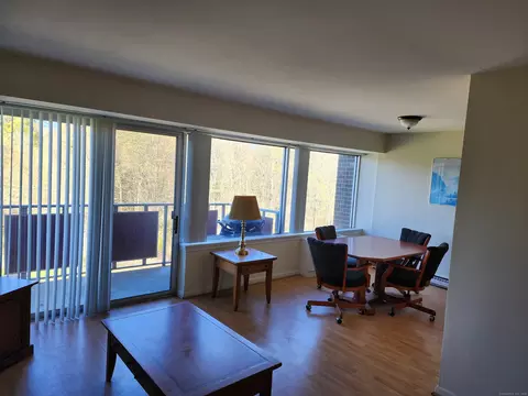 1310 Berlin Tpke #503, Wethersfield, CT 06109