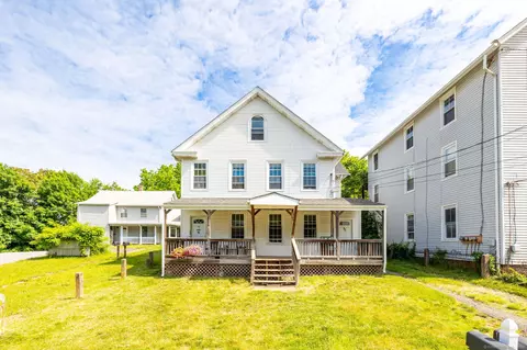 90-92 Village St, Vernon, CT 06066