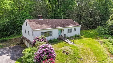 350 South Rd, New Hartford, CT 06057