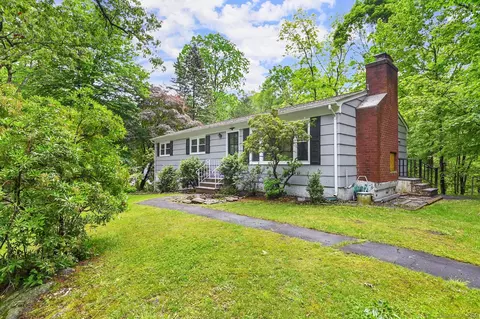 17 Quail Dr, Ridgefield, CT 06877