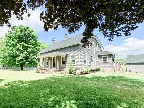 492 Bailey Hill Rd, Killingly, CT 06239