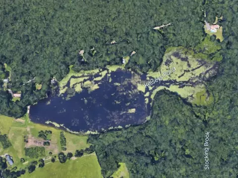 444 Cox Rd # 1, Portland, CT 06480