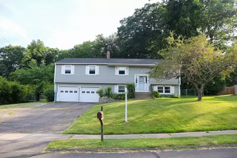 45 Winthrop Rd, Windsor, CT 06095