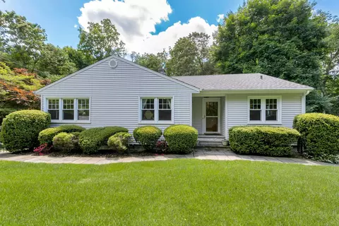 63 Interlaken Rd, Stamford, CT 06903