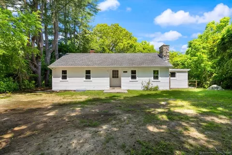 406 Gold Star Hwy, Groton, CT 06340
