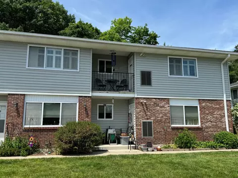 140 Thompson St #30D, East Haven, CT 06513