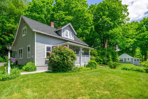 11 Flat Swamp Rd, Newtown, CT 06470