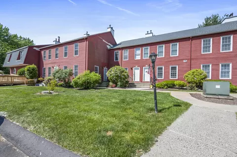 10 Riverview Dr #C, East Windsor, CT 06088