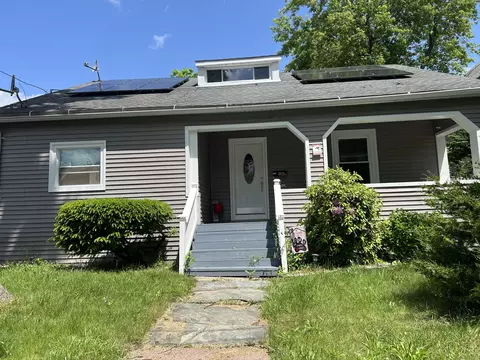 8 Gilman St, Hartford, CT 06114