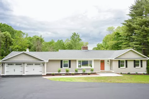 22 Vine Hill Rd, Farmington, CT 06032