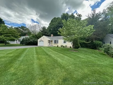 64 Hubbard Dr, Glastonbury, CT 06033