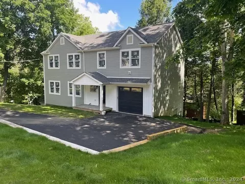 58 Alpine Cir, Sandy Hook, CT 06482