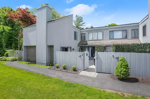 3 Forest Ln #3, Ridgefield, CT 06877