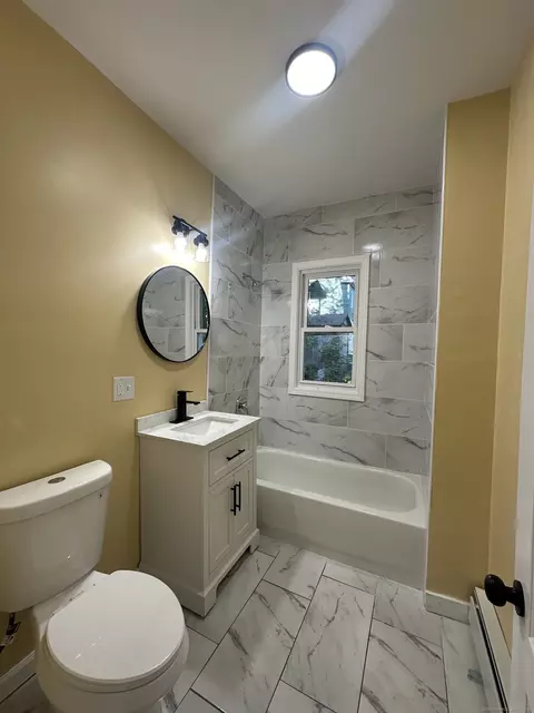 76-78 Baltimore St, Hartford, CT 06112