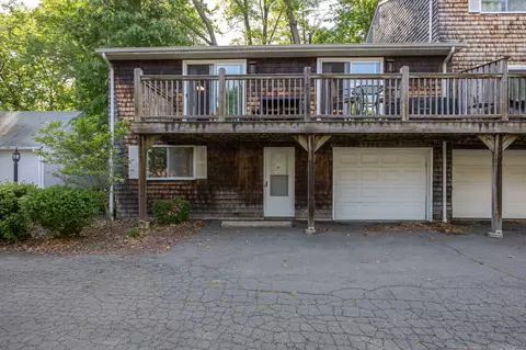 20 Northampton Ln # 1, Plainville, CT 06062