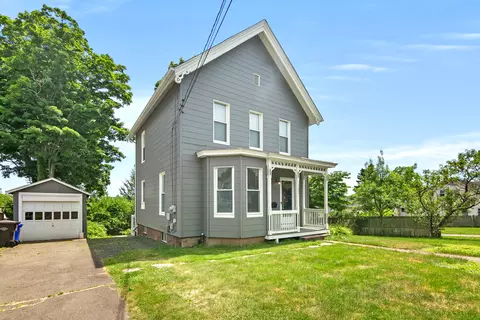 102 Highland Ave, Middletown, CT 06457