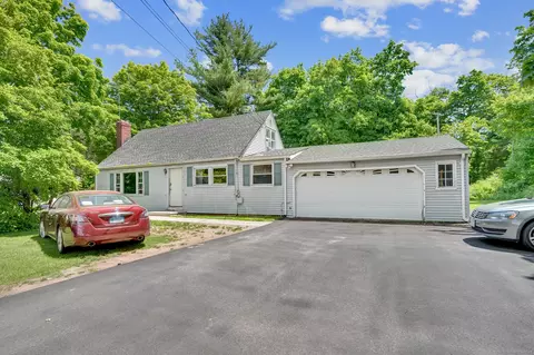 4255 Whitney Ave, Hamden, CT 06518