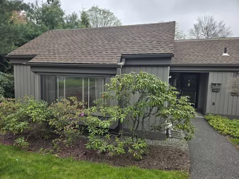 333 Heritage Vlg #A, Southbury, CT 06488