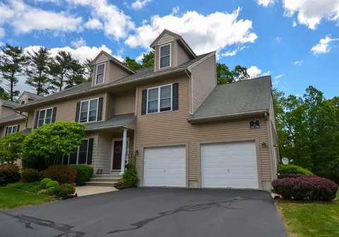 78 Perry St #198, Putnam, CT 06260