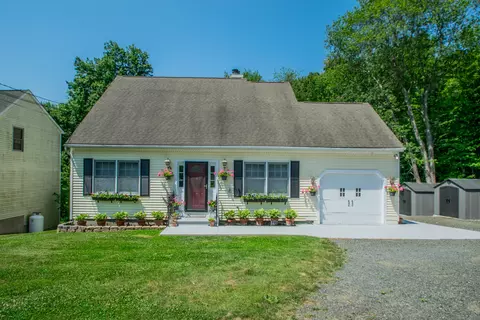 1026 Oronoke Rd, Waterbury, CT 06708
