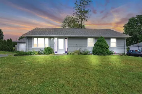 200 Little Deer Rd, Bridgeport, CT 06606
