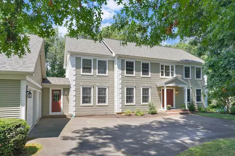 33 Pierce Blvd, Windsor, CT 06095