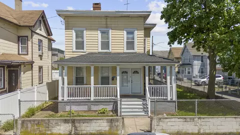 418 William St, Bridgeport, CT 06608