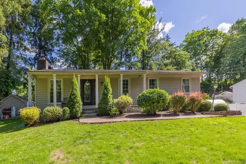110 Shelton Ave, Shelton, CT 06484