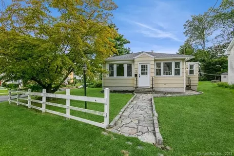 103 Springdale St, Bridgeport, CT 06606