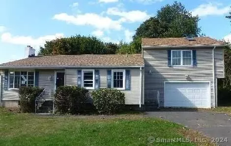 290 Gilbert Ave, Hamden, CT 06514
